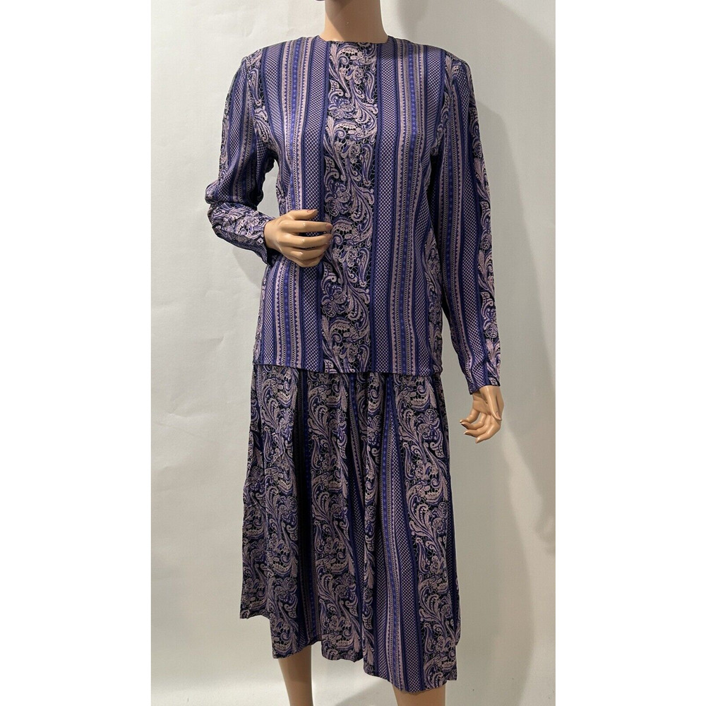 Ciaosport Vintage Set Size 6 Purple Blouse And pleated Skirts geometric/floral - Picture 10 of 14